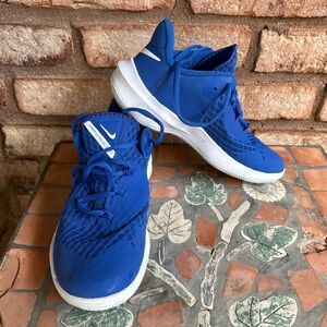 Nike zoom Hyper Speed Court Volleyball Blue Athletic Sneakers 6Y